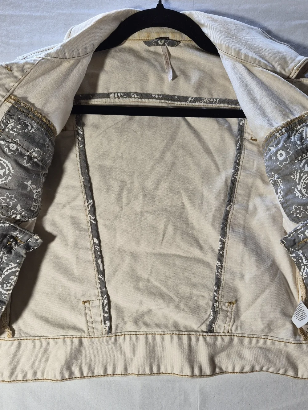 Free People Cream Denim Jacket - Women's Light Neutral Denim S/P - Picture 5 of 6